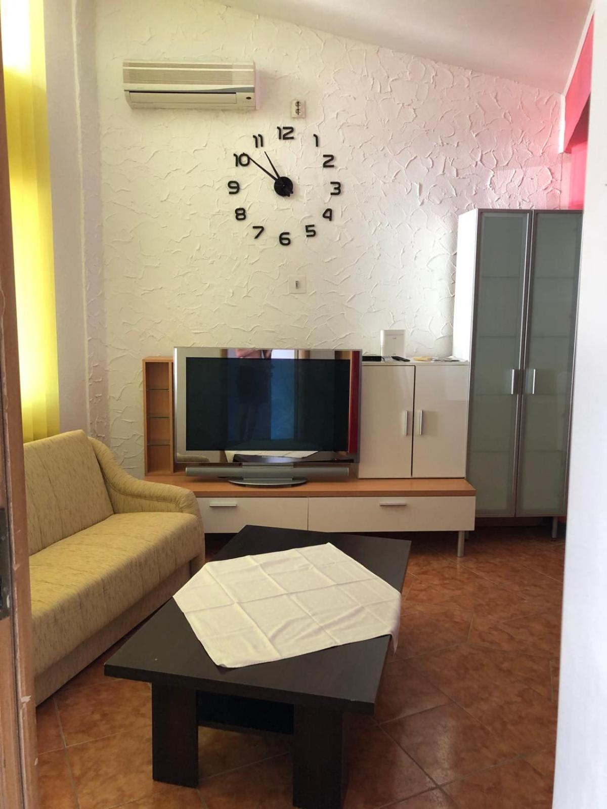 Apartmani Cesarica 卡尔卢巴格 客房 照片